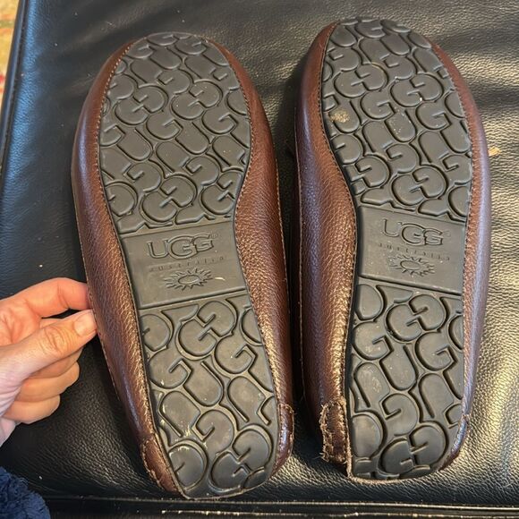UGG Byron Chocolate Brown Leather Shearling Lined Driving Moccasins Slippers - Picture 6 of 10